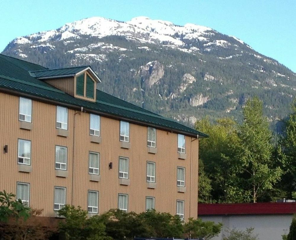 Mountain Retreat Otel Squamish Dış mekan fotoğraf